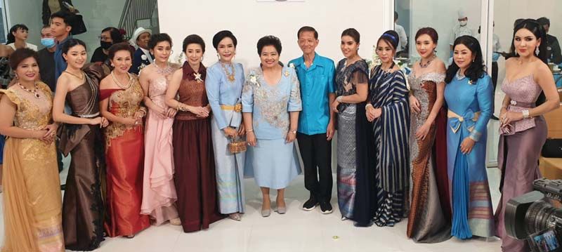 แฟชั่นโชว์การกุศล ‘แม่จ๋า...หนูหิว’ สมทบทุน โรงเรียนเฉลิมพระเกียรติฯ