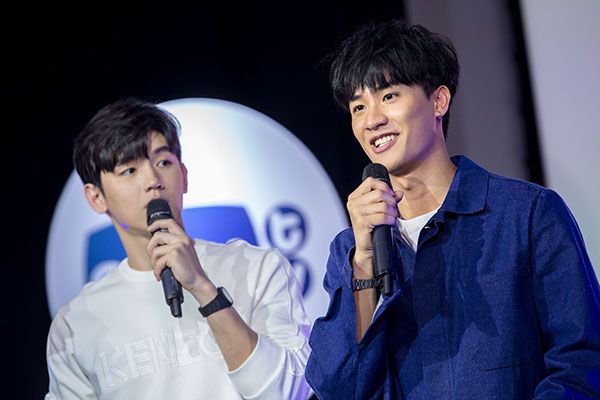 'เต-นิว'สองคู่จิ้นร่วมยินดีผู้ชนะเลิศจากโครงการ'Wall Street English Smart Gen 2020'