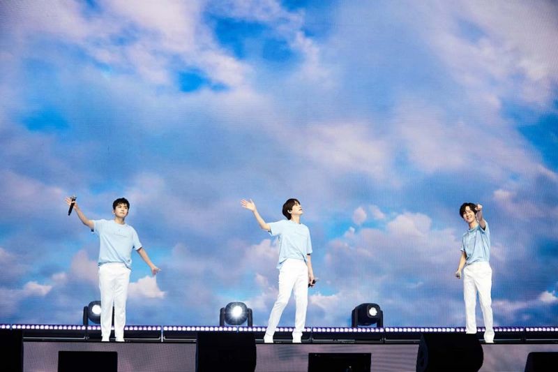 SUPER JUNIOR-K.R.Y. จัดคอนเสิร์ต‘Beyond LIVE’  โชว์การแสดงราวกับเทพนิยายสร้างความซาบซึ้งให้แฟนคลับทั่วโลก