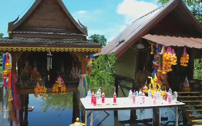 น้ำเริ่มทะลักท่วมคำชะโนด! เอ่อท่วมศาลเก่า'พ่อปู่ศรีสุทโธ'สูง70 ซม.