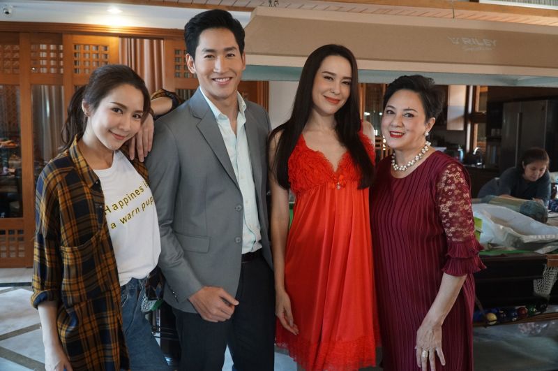 'มะลิ'ใส่ชุดนอนไม่ได้นอน ยั่ว'ไนกี้-จั๊กจั่น'หึงโหด เอากรรไกร ไล่ตัด!!!