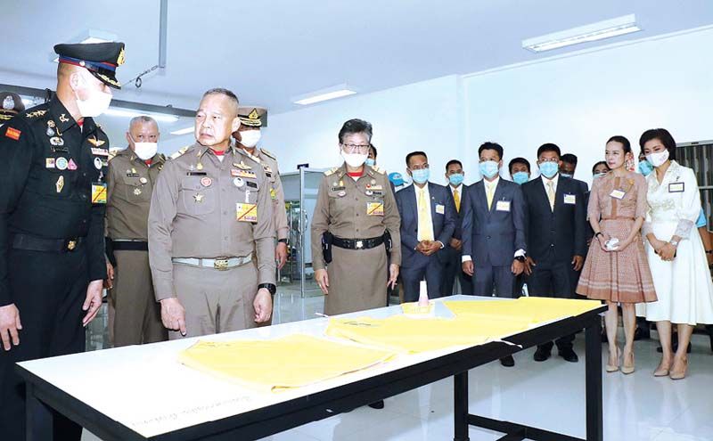 ‘ในหลวง’โปรดเกล้าฯ จัดตั้งโครงการส่งเสริมอาชีพฯ ช่วยเหลือครอบครัวข้าราชบริพารที่ยังว่างงาน