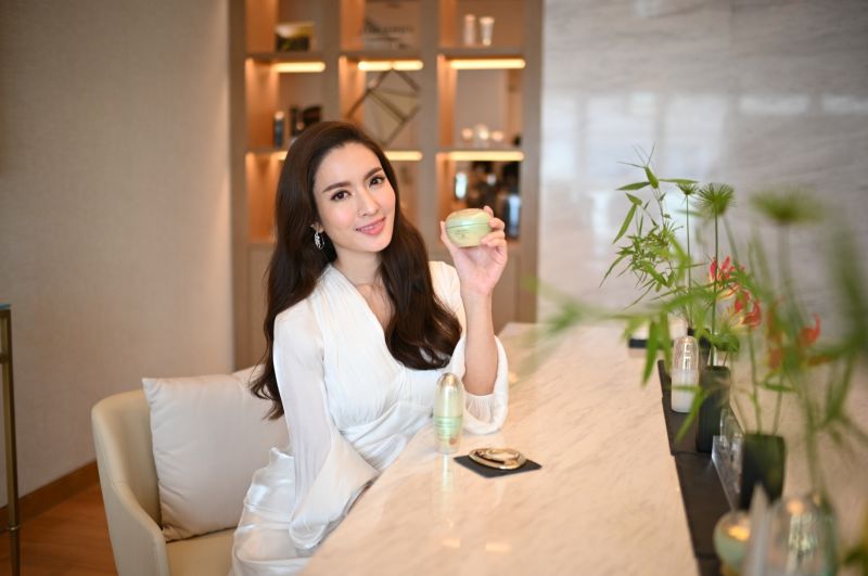'แอฟ-ทักษอร' มอบประสบการณ์เผยผิวสวยสุดเลอค่า อ่อนเยาว์เหนือกาลเวลา