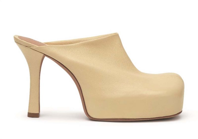 ส้นสูงสุดคลาสสิก Bottega Veneta พรีฟอล 2020