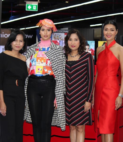 แฟชั่นโชว์ฉลอง 20 ปี ARTY  PROFESSIONAL