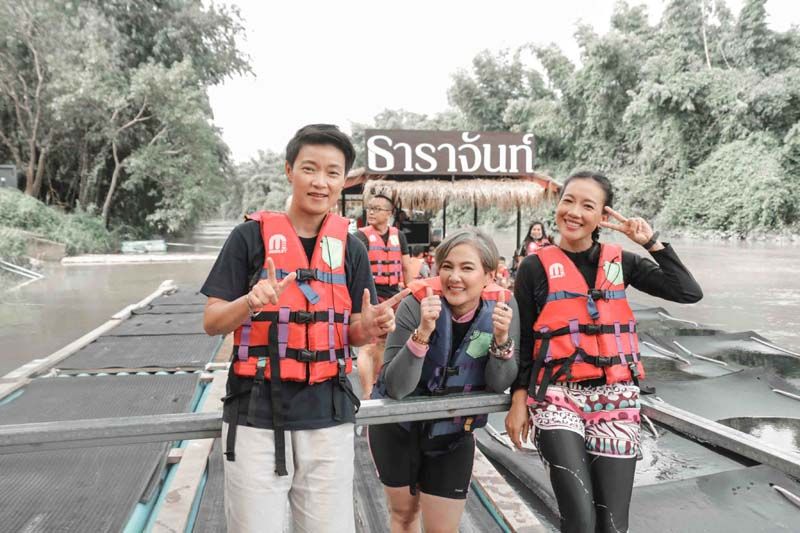 ‘คุณนํ้าผึ้ง’ไม่ทิ้งลายขาลุยตัวแม่.. !! พาลูกแฝดเที่ยวแนวแอดเวนเจอร์