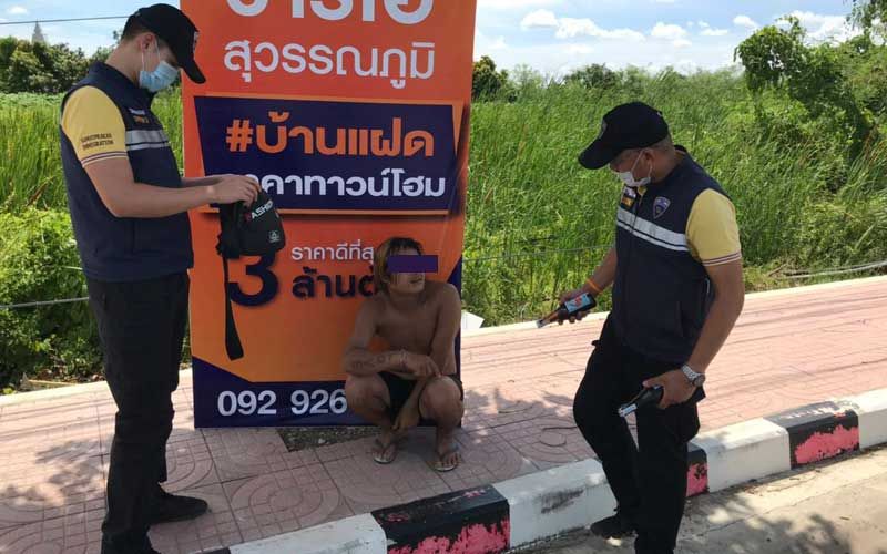 ‘ตม.สมุทรปราการ’เข้มป้องโควิดนำเข้าจากต่างด้าว ลุยกวาดจับหนีเข้าเมืองได้นับสิบราย