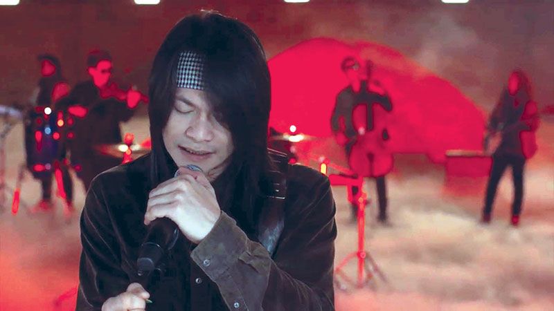 ‘เขาเรียกผมว่าเอเรน’พี สะเดิด แรงทุบสถิติ  ปลุกพลังโลกโซเชียลพุ่งแรงขึ้นเทรนด์อันดับ 1