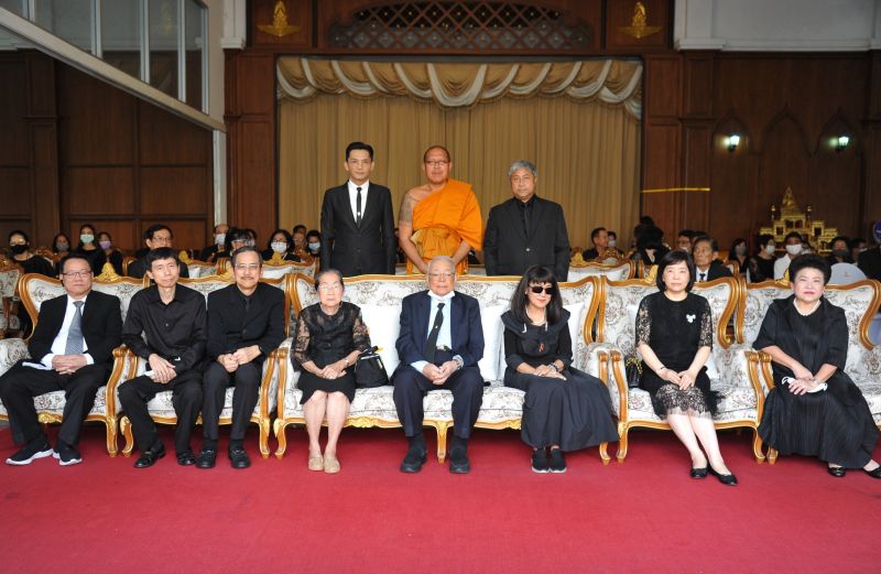 ร่วมอาลัย ‘คุณพ่อมนัส ทรงเจริญ’ บิดา ‘นุสรา สังวริบุตร’