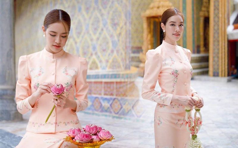 สลัดลุคแซ่บ! 'เกรซ กาญจน์เกล้า'สวมชุดไทยจิตรลดาสวยสง่าสุดปัง
