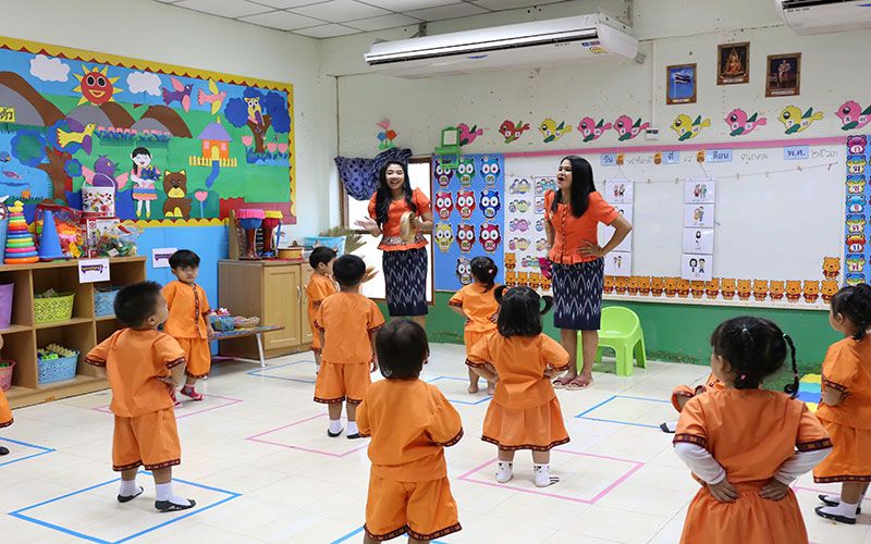 สมศ. โชว์ต้นแบบศูนย์พัฒนาเด็กเล็กของรัฐ  ‘ครูอบอุ่น – เสริมไอเดีย’  พัฒนาอัจฉริยภาพ
