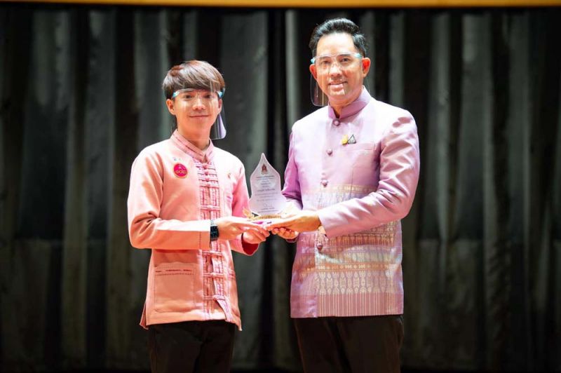 นศ.คณะบัญชี ม.ศรีปทุม ได้รับรางวัล ‘วัฒนคุณาธร’  เชิดชูเกียรติผู้ทำคุณประโยชน์ต่อกระทรวงวัฒนธรรม