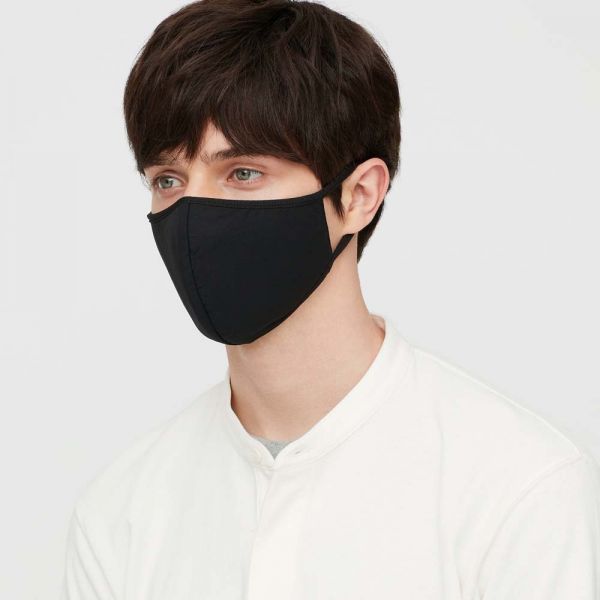 หน้ากากผ้ายูนิโคล่มาถึงเมืองไทยแล้ว