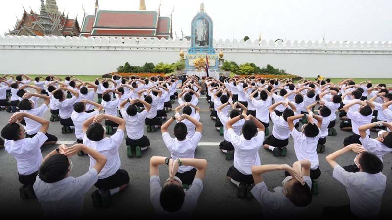 4 โรงเรียนจตุรมิตร น้อมรำลึกวันสวรรคตในหลวง รัชกาลที่ 9