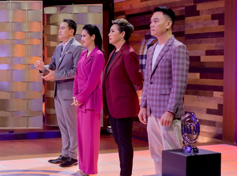 'MasterChef Celebrity Thailand'เปิดตัวสุดแซ่บ'มอส-ตอง-แอร์-พิชญ์-บุ๊คโกะ'ทำทึ่ง!!โชว์ทักษะขั้นเทพ