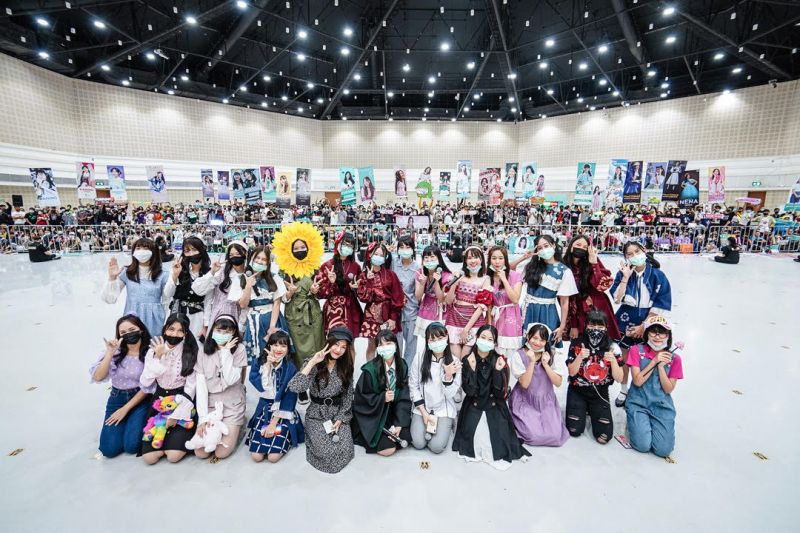 'iAM'ลุยจัดกิจกรรมงานจับมือแบบ 'New Normal' ครั้งแรกของศิลปินไอดอลหญิงวง 'CGM48'