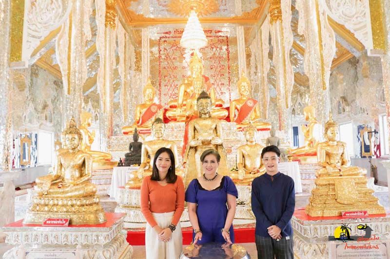 ‘คุณนํ้าผึ้ง-ลักกี้-ยมมี่’ เที่ยวเมืองแปดริ้ว ตระการตาวัดเด่น ฟาร์มควายดี