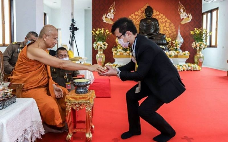 รางวัลให้คนทำดี ‘หมอบอย’ ผอ. AIC Clinic บำเพ็ญตนต่อสาธารณะ