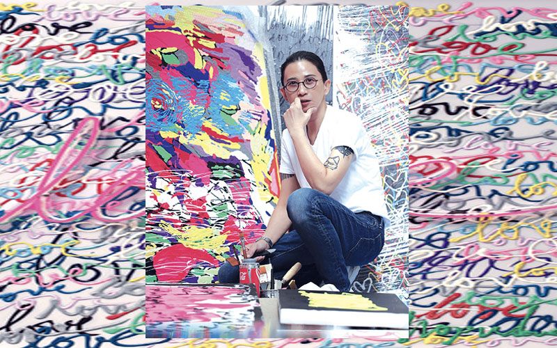 ‘กบ-นพัฐห์’ศิลปินภาพเขียนสาวเท่  โชว์ผลงานซีรี่ส์แรก‘Layer of Love’