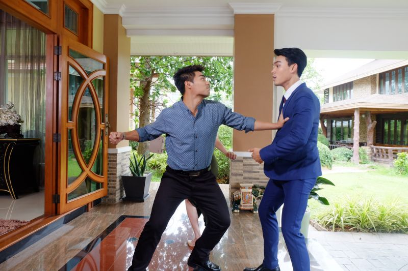 หึงเป็นเหตุ!!!'เติ้ล-ปิติพน'ปล่อยหมัดใส่'โอ๊ตรัฐธีร์'ฐานกอดเมียสุดที่รัก'โม-อมีนา'