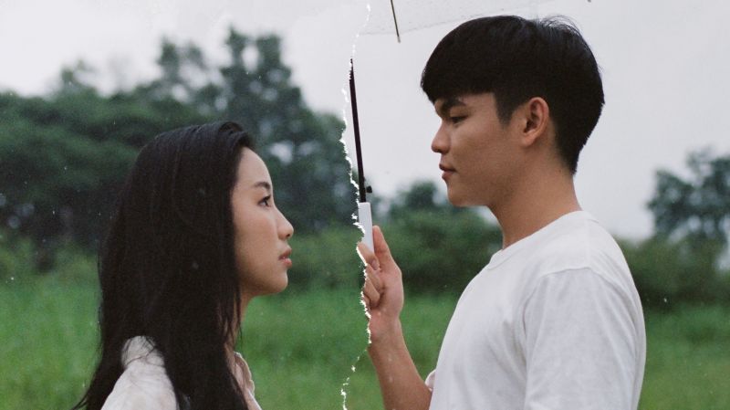 ซิงเกิ้ลแรกจากศิลปินน้องใหม่ค่าย LOVEis ศิลปิน'ฟ้าร้อง'ส่งเพลงแรกที่มีชื่อว่า'ฟ้าร้อง'