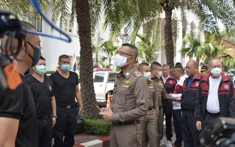 ผบ.ตร.นำกำลังพล จัดบิ๊กคลีนนิ่งเดย์ หลังม็อบ 3 นิ้วสาดสี