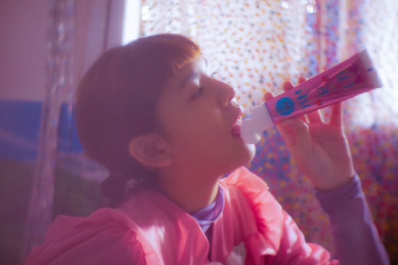 SNOOZE | (สนูซ) ซิงเกิลล่าสุดจาก ปันปัน ยีย์ยีย์ เพลงในวันอากาศดี จนไม่อยากลุกจากที่นอน