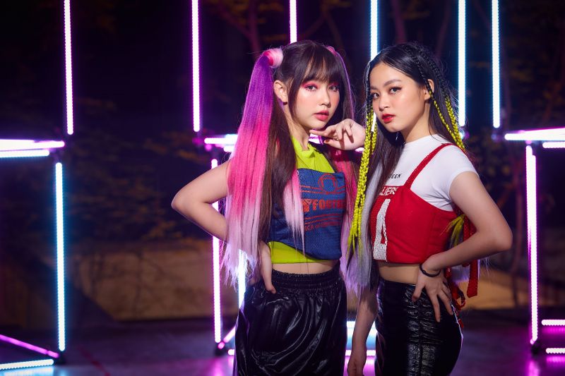 'KS GANG'เดินหน้าเปิดตัวคู่ดูโอสาววัยใส'Rozy Chicz'โชว์สกิล'ร้อง-เต้น-แร็พ'ลงเพลง'ปากดี(Only You)'