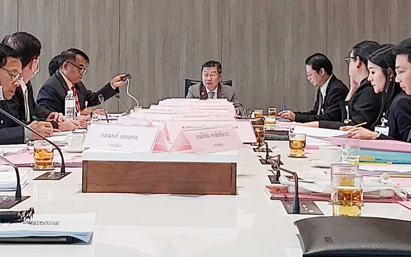เคาะ‘สุรชัย เลี้ยงบุญเลิศชัย’นั่งประธานกมธ.ประชามติ