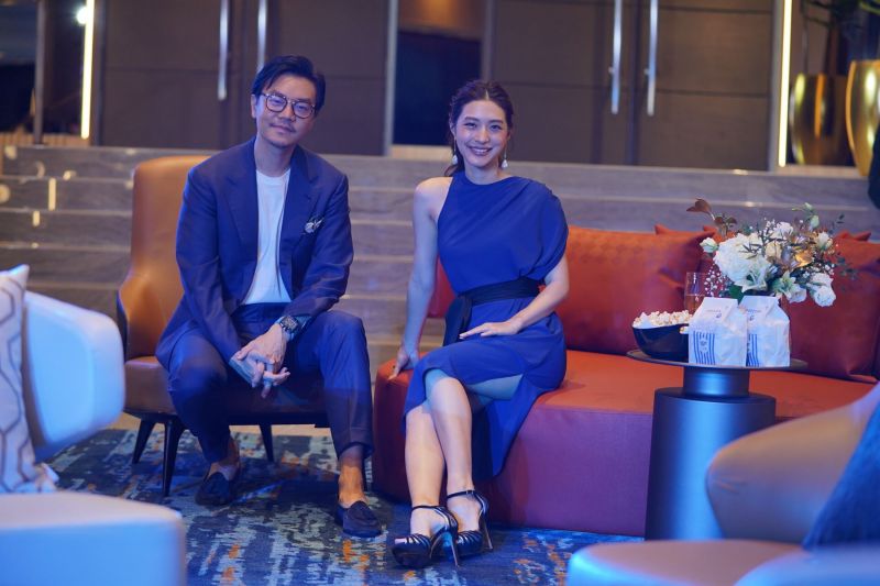 'มิว นิษฐา' ควง 'ไฮโซเซนต์' นำทีมเซเลบริตี้ร่วมปาร์ตี้สุดเอ็กซ์คลูซีฟ