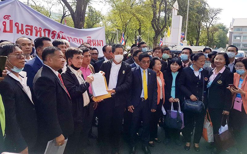 'ม็อบสหกรณ์'ทนไม่ไหว! บุกร้อง'รมช.มนัญญา' ชะลอ5ร่างกฎกกระทรวงใหม่