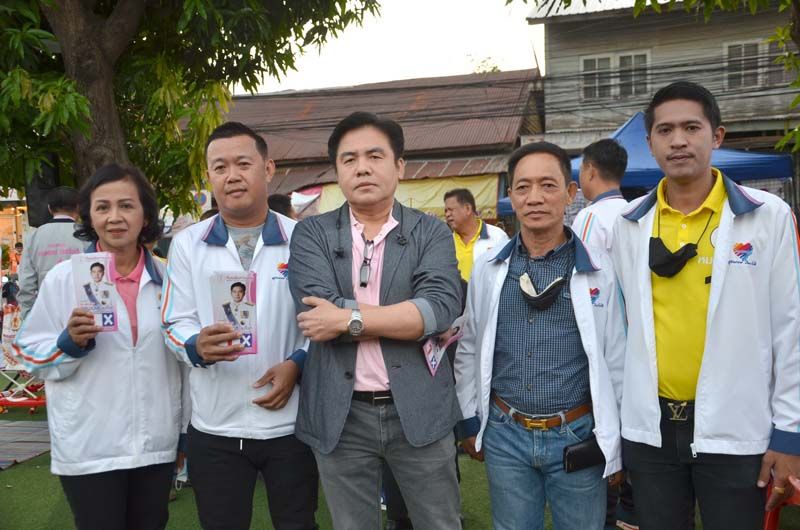 สกู๊ปพิเศษ : คำต่อคำ ‘สุรพงษ์ ปิยะโชติ’ หรือหมอหนุ่ย  ผู้สมัครนายก อบจ.กาญจนบุรี ทีมพลังกาญจน์ เบอร์ 1