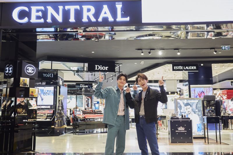 'มิว-กลัฟ” ชวนมีทแอนด์กรี๊ดสุดฟิน! กับแคมเปญ “Central Season of Giving X Mew Gulf'