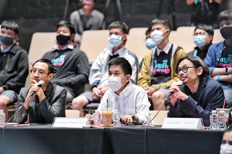 ม.ศรีปทุม ‘ทีม DUST’ ไอเดียสะท้อนสังคมยุคโควิด-19 โดนใจ!  คว้าเงินแสน โครงการ ‘ไทยดี มีมารยาท ปี2’