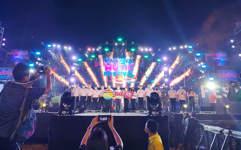 PATTAYA MUSIC FESTIVAL 2020 นทท.บางตา คาดวันสุดท้ายคึกคัก