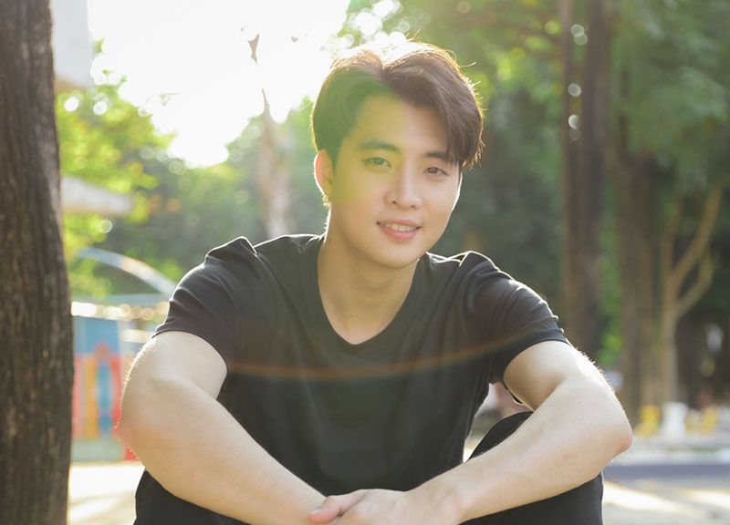 ‘มีน-พีรวิชญ์’ น้องใหม่ไฟแรง! ช่อง 3 ประเดิมพิธีกรนำเที่ยว  ใน รายการ ‘Thailand, I Miss You! (ไทยแลนด์, ไอ มิส ยู!)’