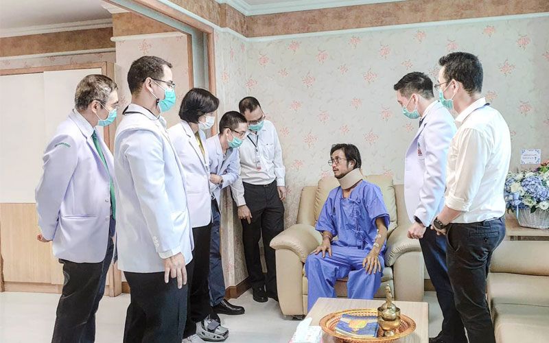 'ก้อย'อัพเดทอาการป่วย'พี่ตูน' พร้อมพลิกวิกฤตเป็นโอกาส ขณะเฝ้าที่โรงพยาบาล