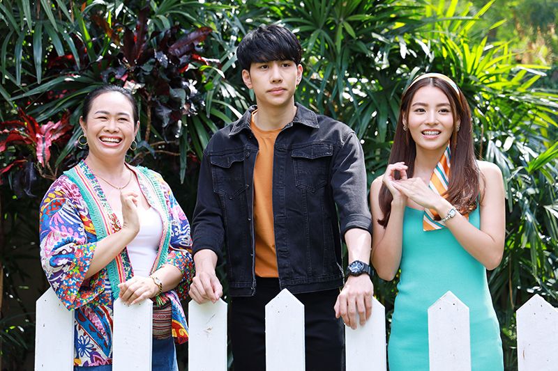 ‘ม่อน’ บู๊ที่สุดในชีวิตพร้อมลุยบท ‘หมวดธนา’  แอ๊กชั่นคอเมดี้โดนใจ ‘คุณแม่มาเฟีย’