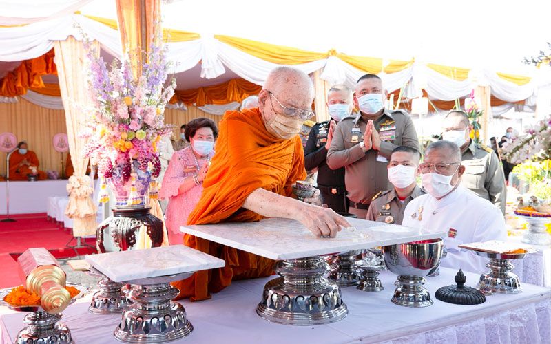 ‘สมเด็จพระสังฆราช’ ทรงวางศิลาฤกษ์ สร้างสถานปฏิบัติธรรม-พื้นที่เกษตรทฤษฎีใหม่ คลอง 9 จ.ปทุมธานี