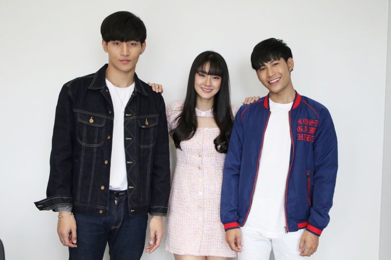 เฮดังรับปี 2021!! 'โลกทั้งใบ ให้นายคนเดียว เดอะซีรีส์' ขึ้นเทรนต์ทวิตเตอร์อันดับ 1