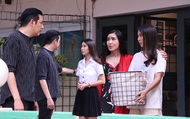 พญาเทครัว! 'หนุ่ม-ศรราม'เจ้าชู้ตัวพ่อ กินตับ 'กระติ๊บ'หวังเจาะไข่แดงน้องเมีย! 'วีวี่'