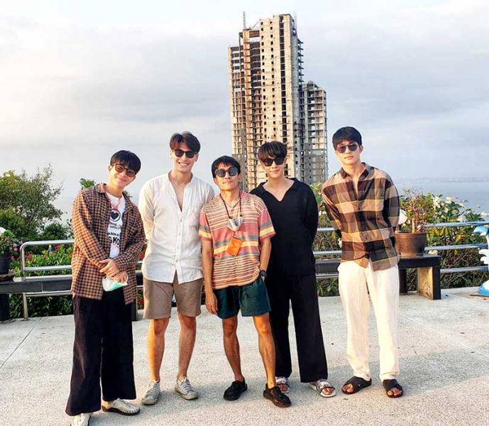 ‘ป๊อด’ ชวน ‘ข้าวตัง’ ออกทริปทะเล ฉลองกระแสซีรี่ส์ดีเกินคาด