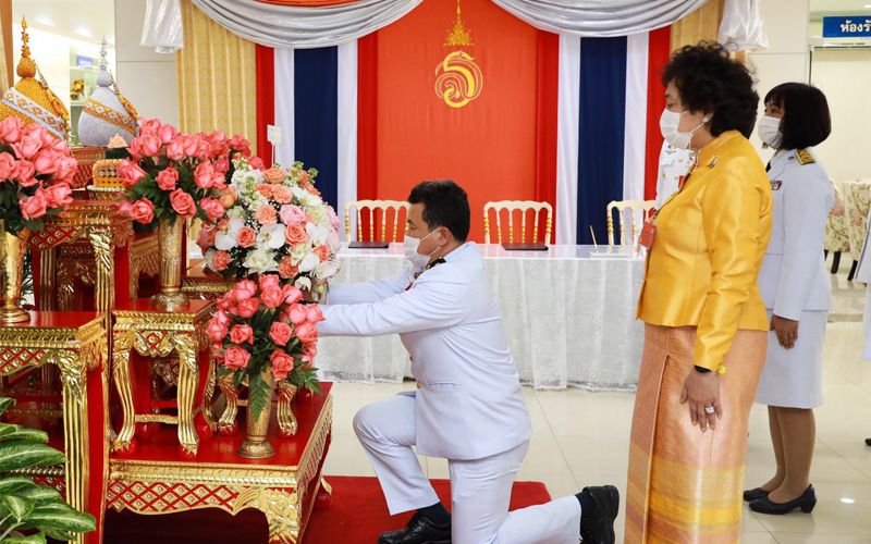 พช.ส่งมอบลายผ้าพระราชทาน ‘ผ้ามัดหมี่ลายขอเจ้าฟ้าสิริวัณณวรีฯ’สู่กลุ่มทอผ้า 4 ภาค