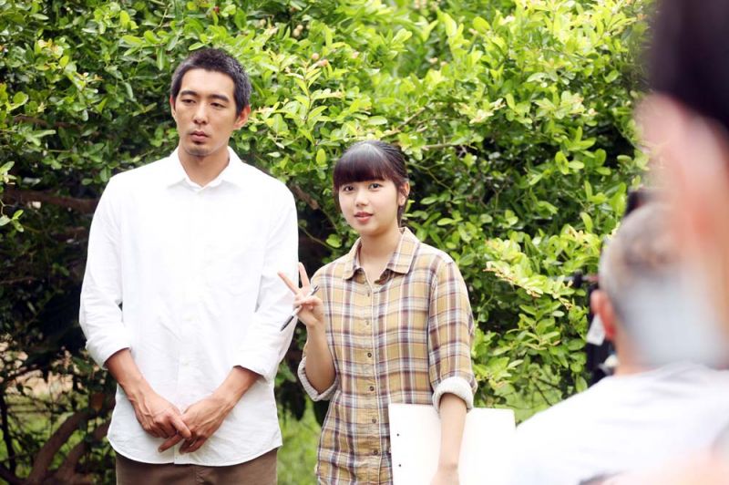 'พลอย ศรนริทร์-ปอนด์ ณปรัชญ์'ควงคู่แฉคนร้าย  'จอห์นนี่เดินเยี่ยงไก่'!!