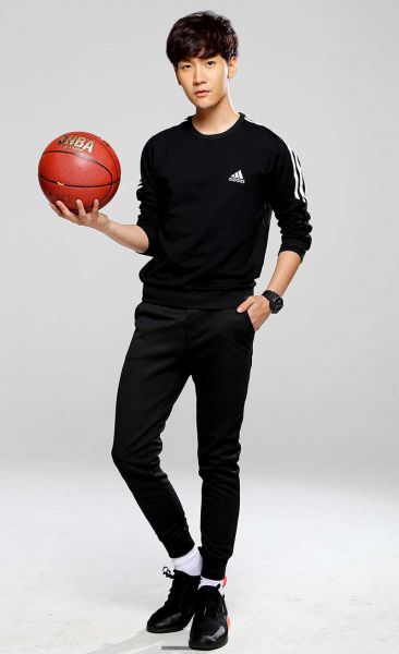 กรี๊ดแรง!!! ‘คิมม่อน’ พลิกบทคู่หญิง  ปากร้ายแต่รัก ‘ญดา’ ใน ‘สวีท ซีเคร็ท’