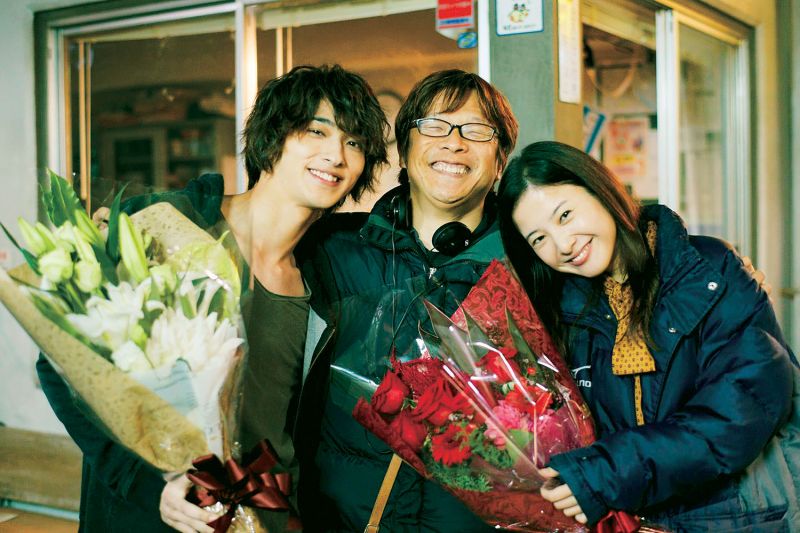 'ทาคาฮิโระมิกิ'ชวน'ยูริโกะ โยชิทากะ'มาสัมผัสรักแท้ใน'Your Eyes Tellสัมผัสนั้น..ไม่มีวันลืม'