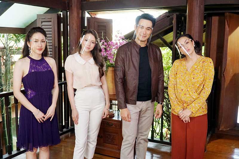 ‘ช่อง8’ ไม่ประมาท-การ์ด(ไม่เคย)ตก!!  ส่องวิถี New Normal ในกองละคร  คุมเข้มพร้อมรับมือโควิด-19 สุดสตรอง!