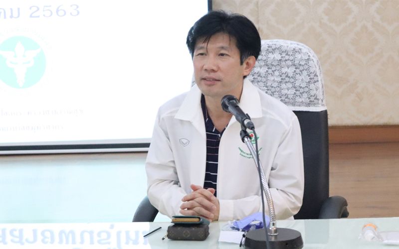 นพ.อนุกูล ไทยถานันดร์  หนึ่งในผู้ต่ออายุคนสมุทรสาคร : อาทร จันทวิมล