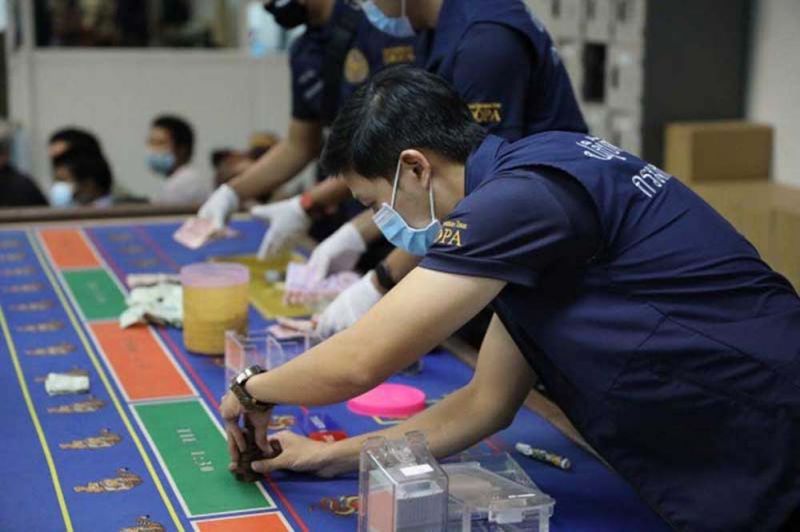 ‘เหล้า-บุหรี่-พนัน-ยาเสพติด’  ต้นตอแพร่โควิด-ความเสี่ยงที่เลี่ยงได้