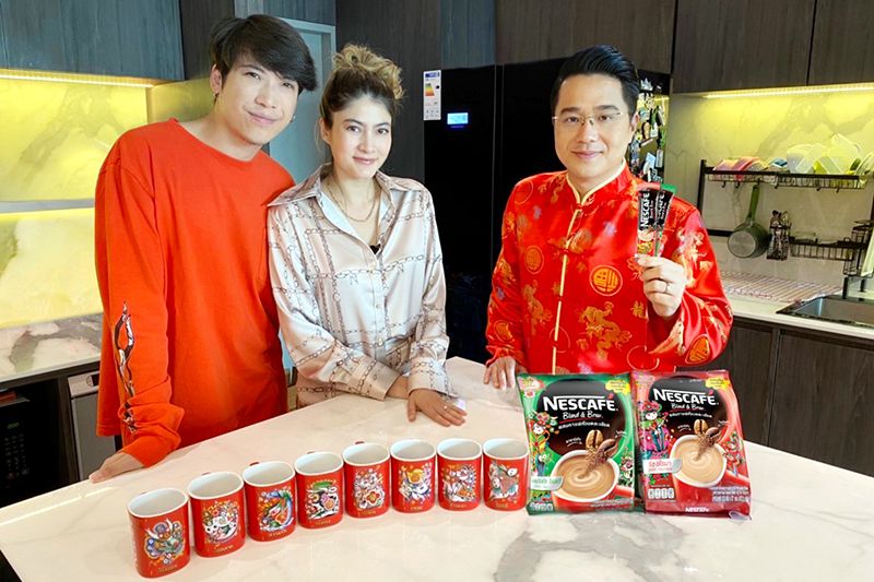 อยู่บ้านก็เสริมดวงปังได้!  ‘หมอช้าง’บุกคอนโด ‘ป๊อก-มาร์กี้’